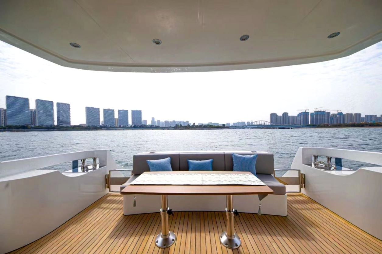 Sky Walker Zia yacht, image 3