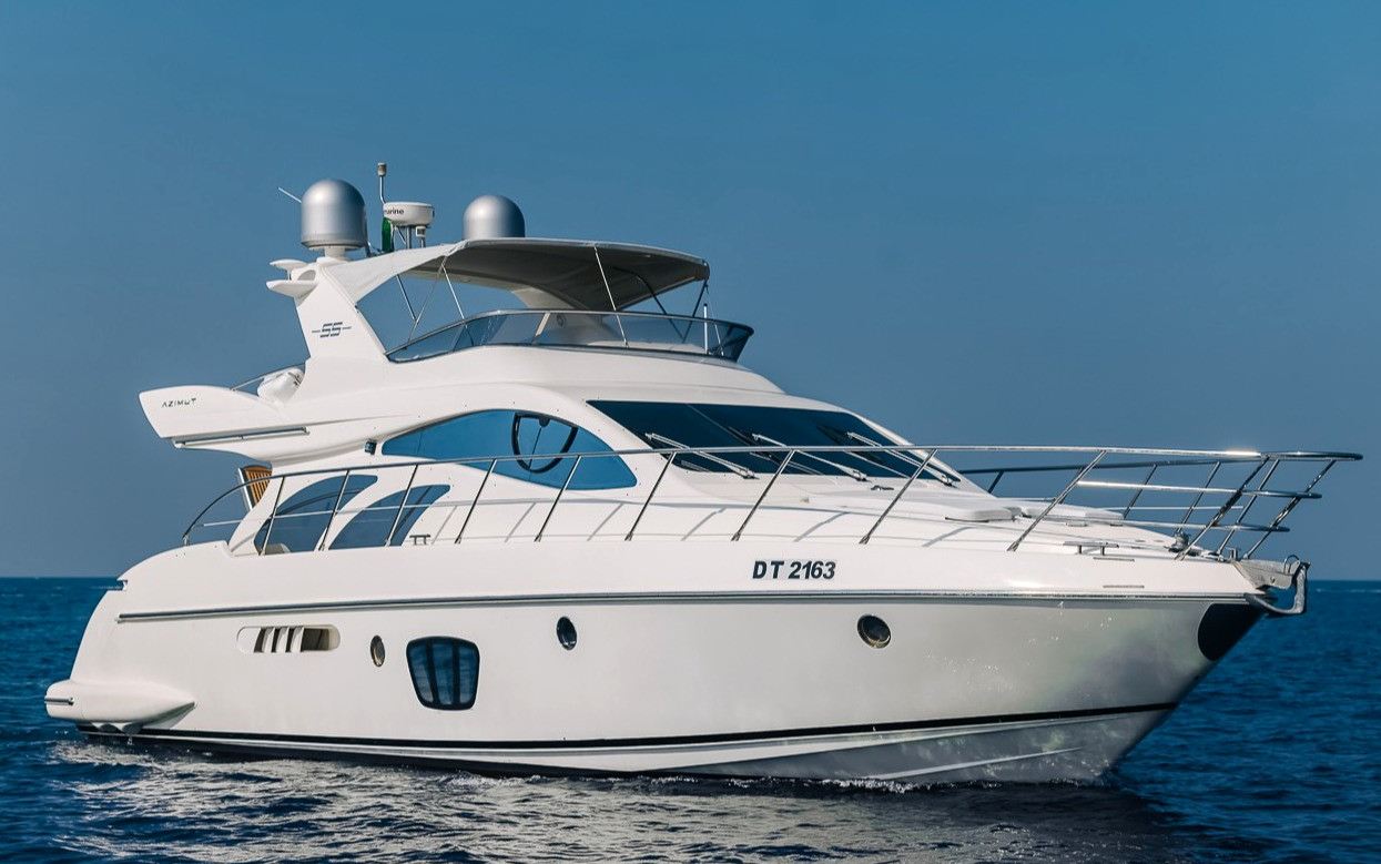 Azimut 8ofUs yacht in Dubai