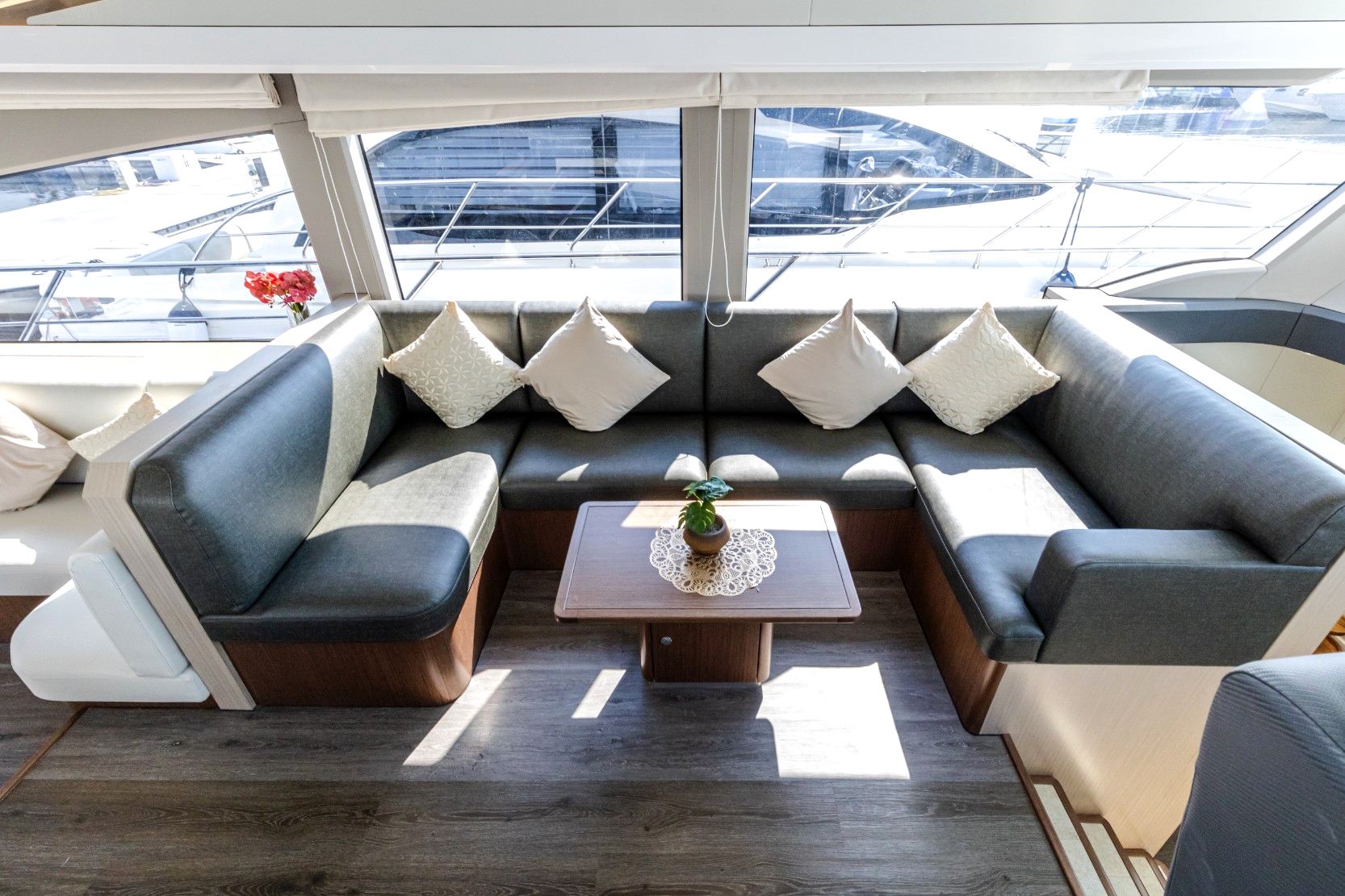 Sky Walker Fly X53 Sport yacht, image 7
