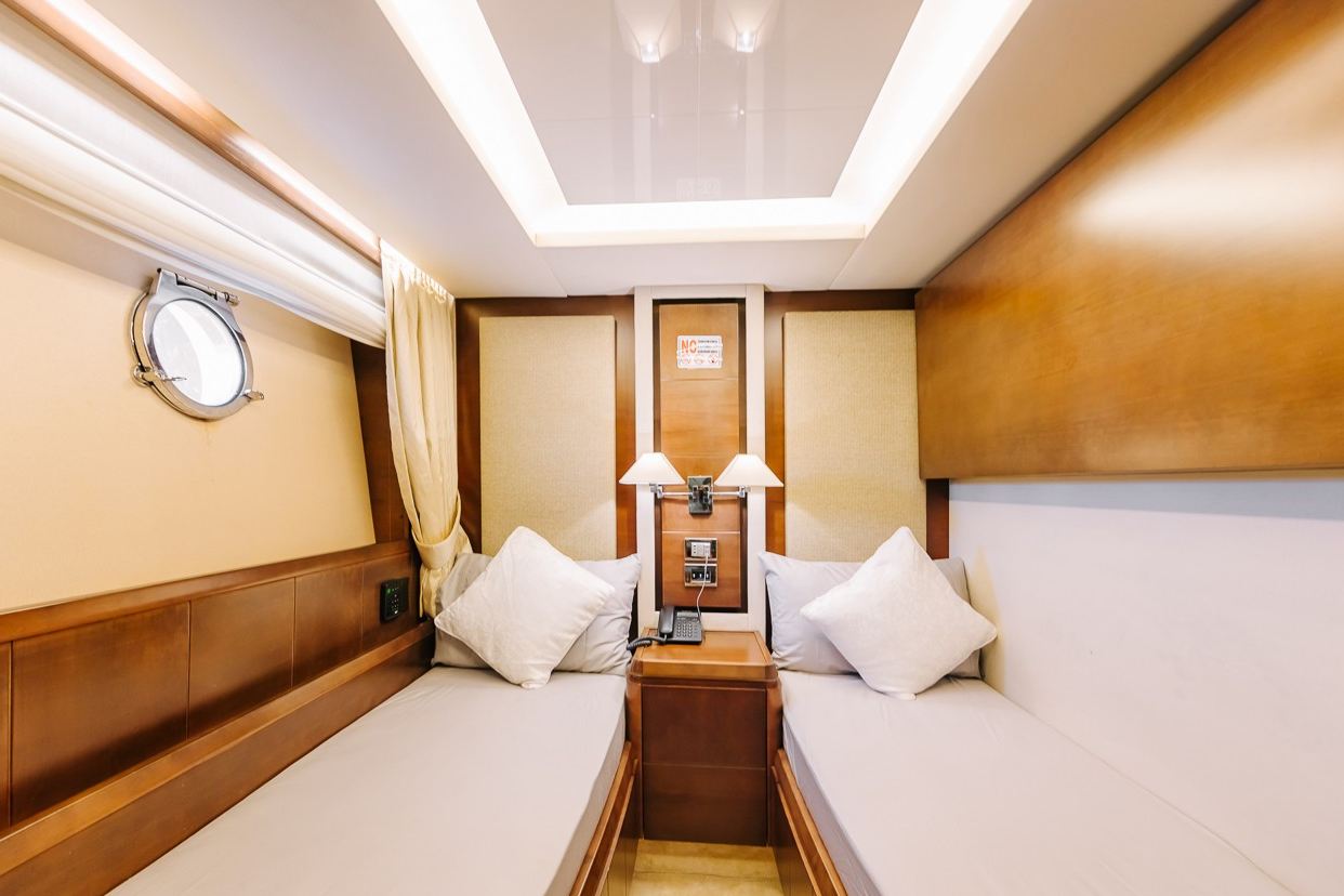 Azimut Viktoria yacht, image 5