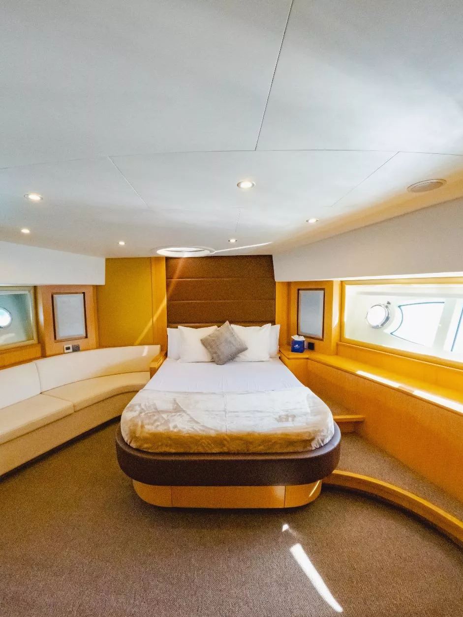 Sky Walker Astra yacht, image 3