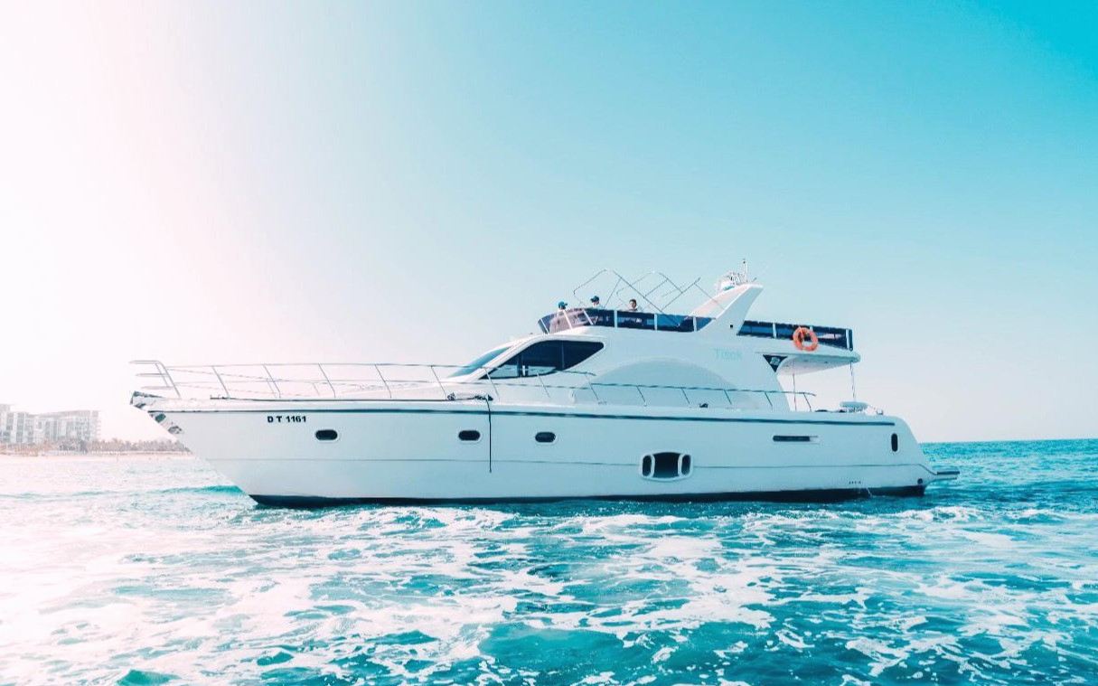 Dubai Marine Tisck yacht in Dubai