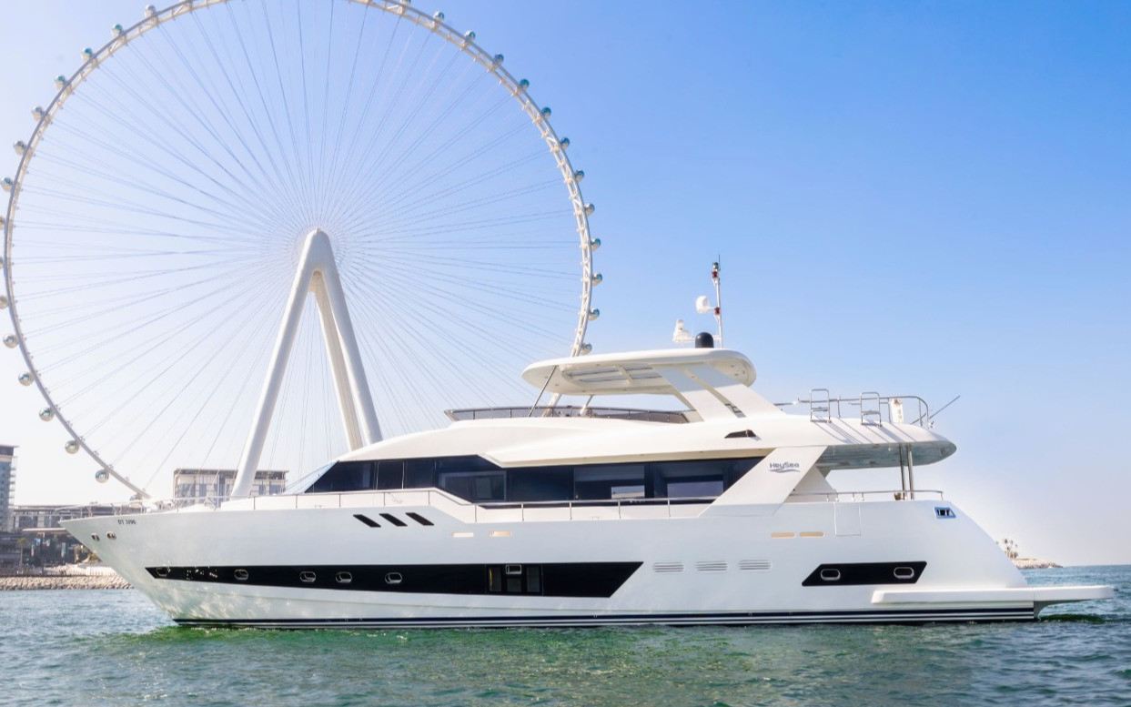 Sky Walker Caliente yacht in Dubai