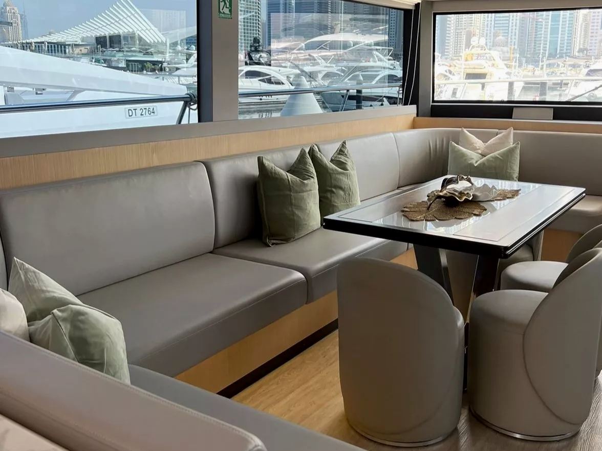 Sky Walker Aura yacht, image 3