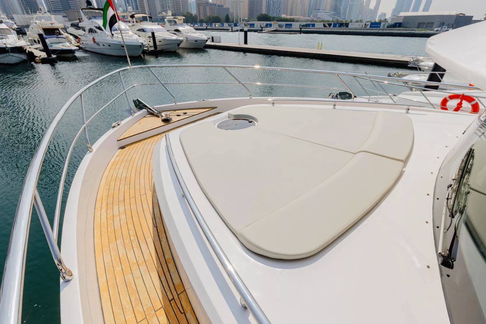 Sky Walker Reno yacht, image 10