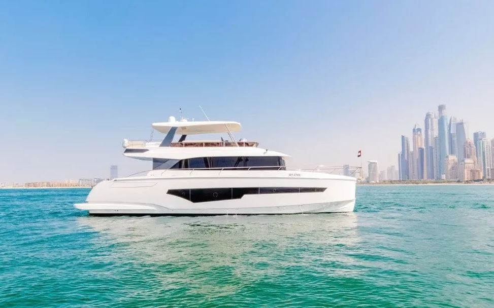 Sky Walker Aura yacht in Dubai
