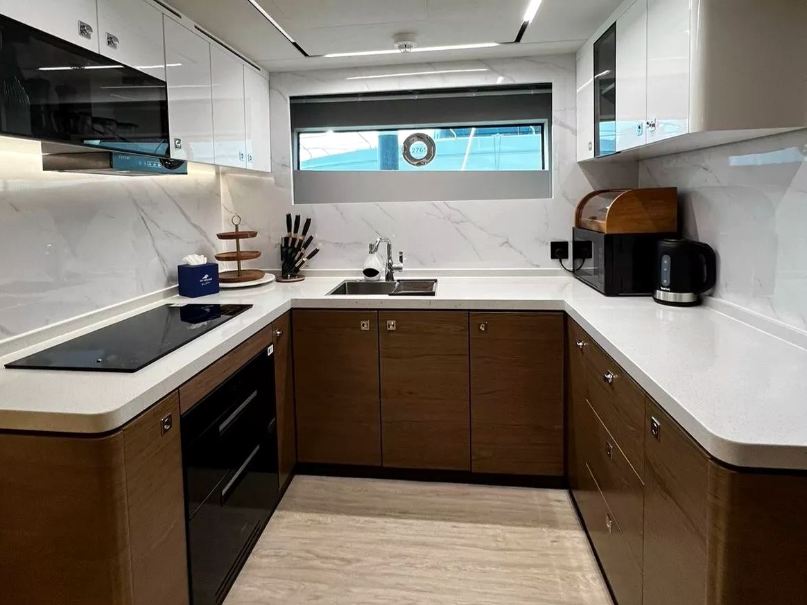 Sky Walker Maka yacht, image 5