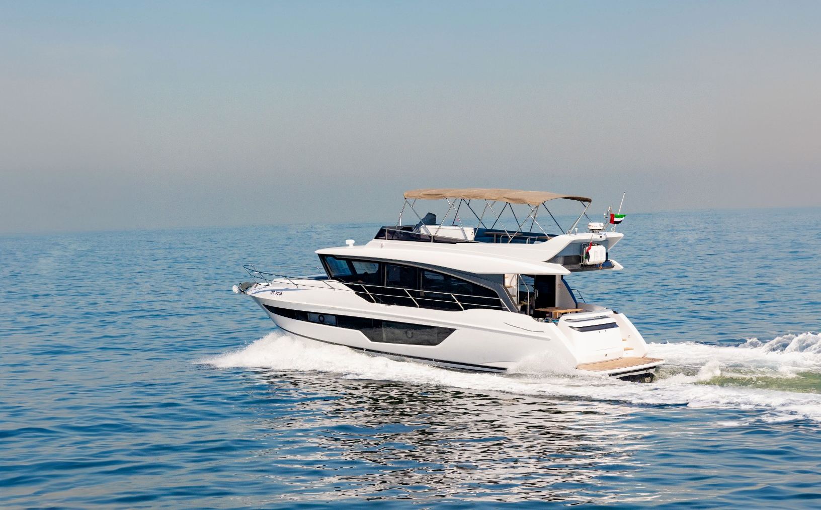 Sky Walker Fly X53 Sport yacht, image 9