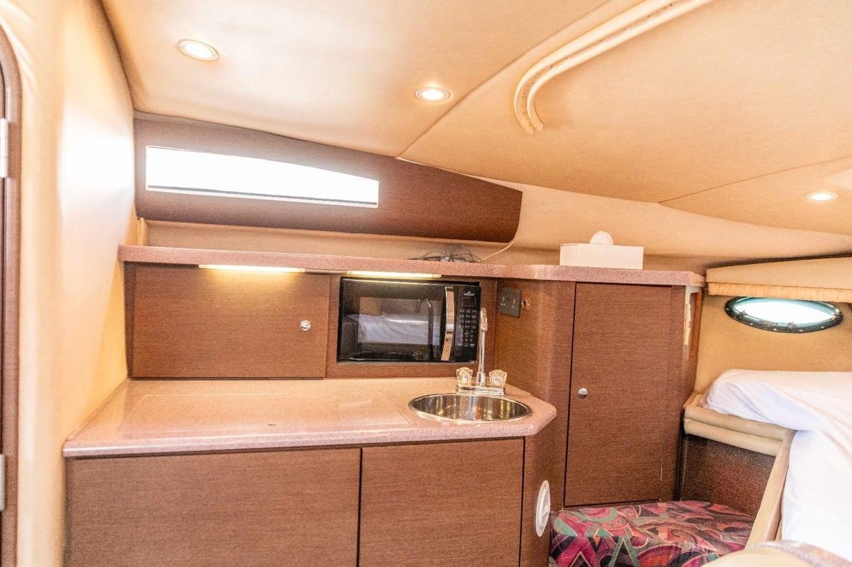 Regal yacht, image 4
