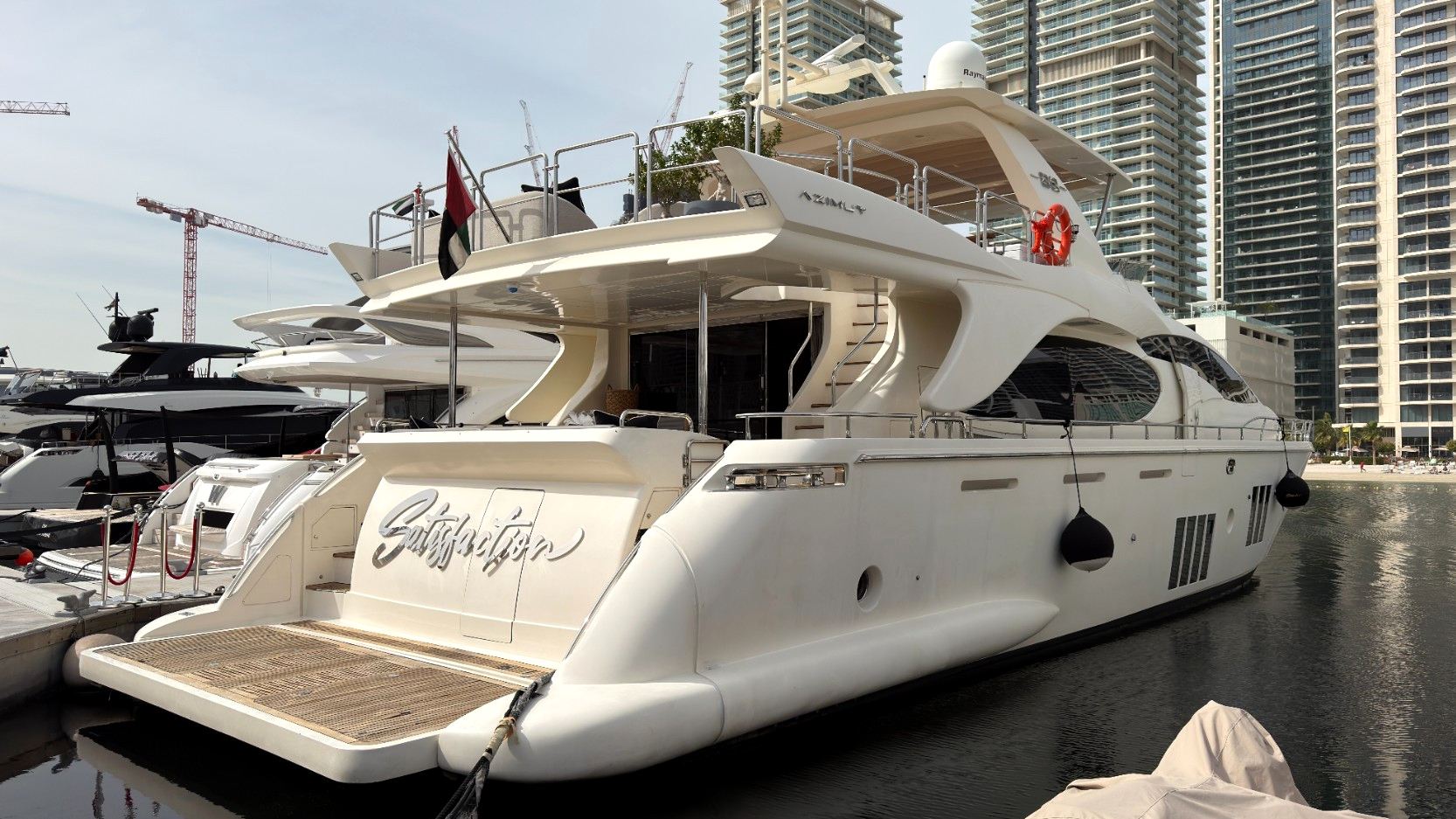 Azimut Satisfaction yacht, image 6