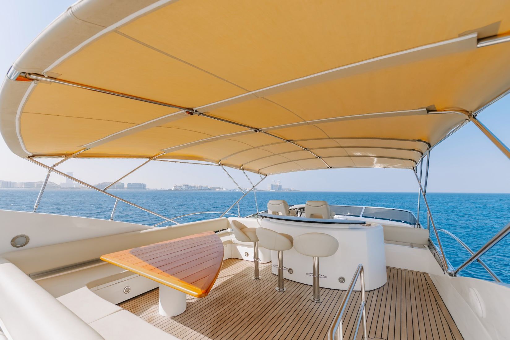 Sunseeker Why Not yacht, image 7