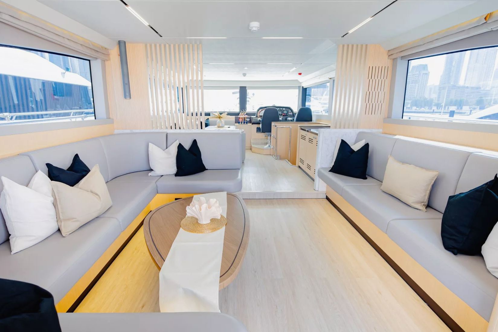 Sky Walker Reno yacht, image 2