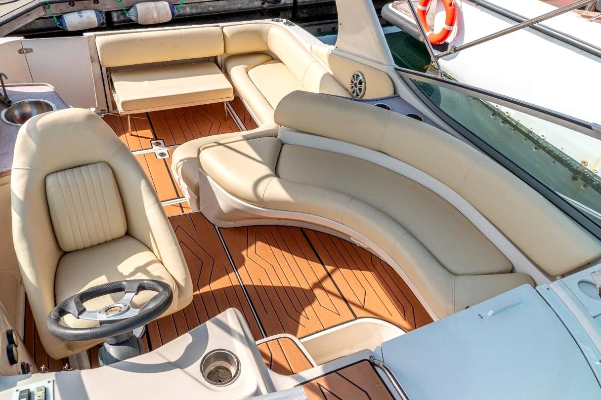 Regal yacht, image 2