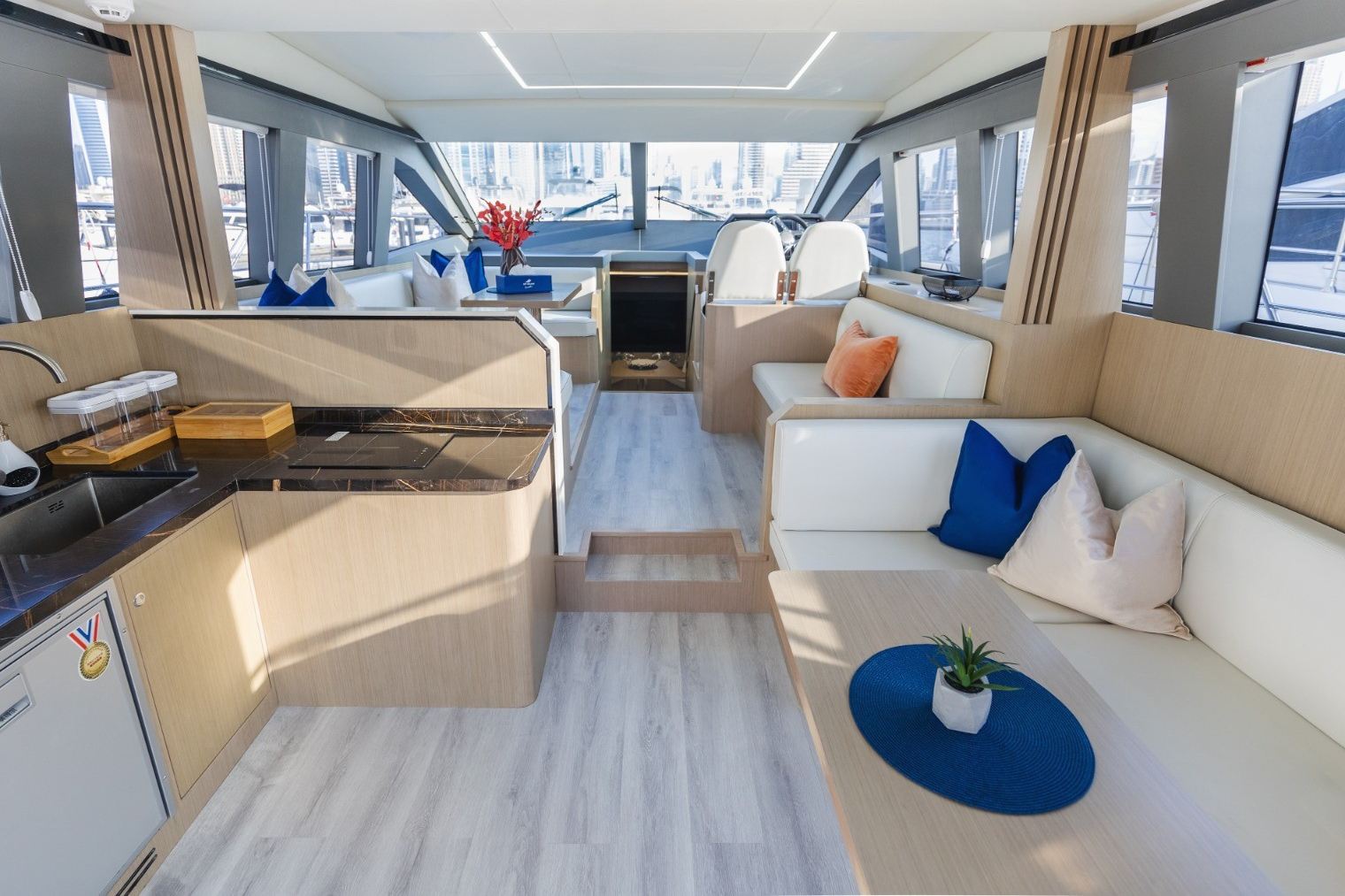 Sky Walker Ace yacht, image 7
