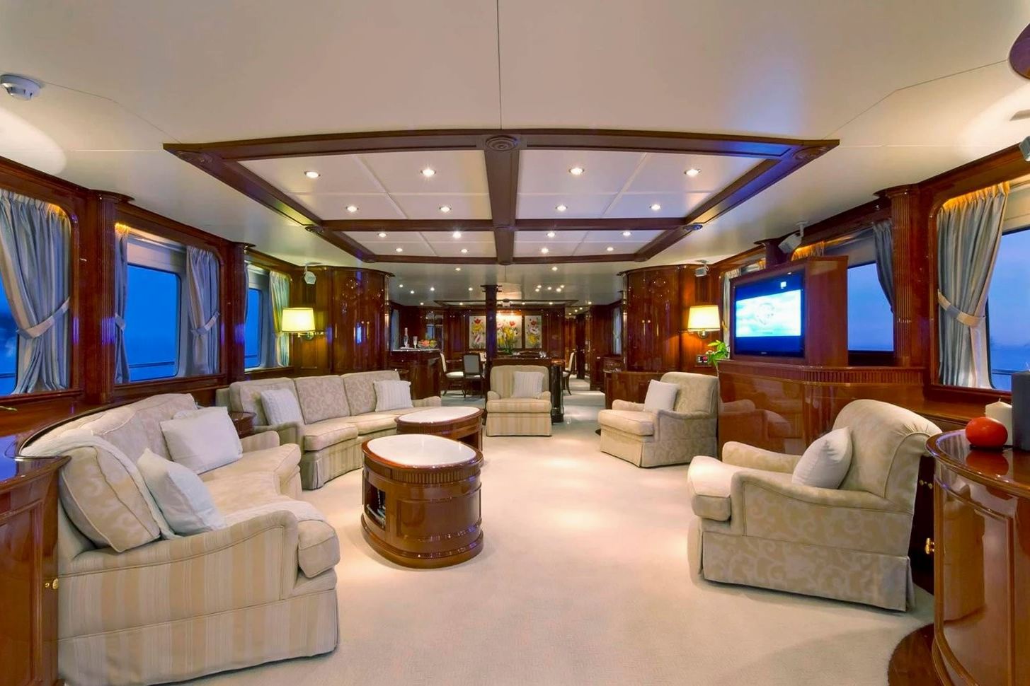 Benetti Gallus yacht, image 11