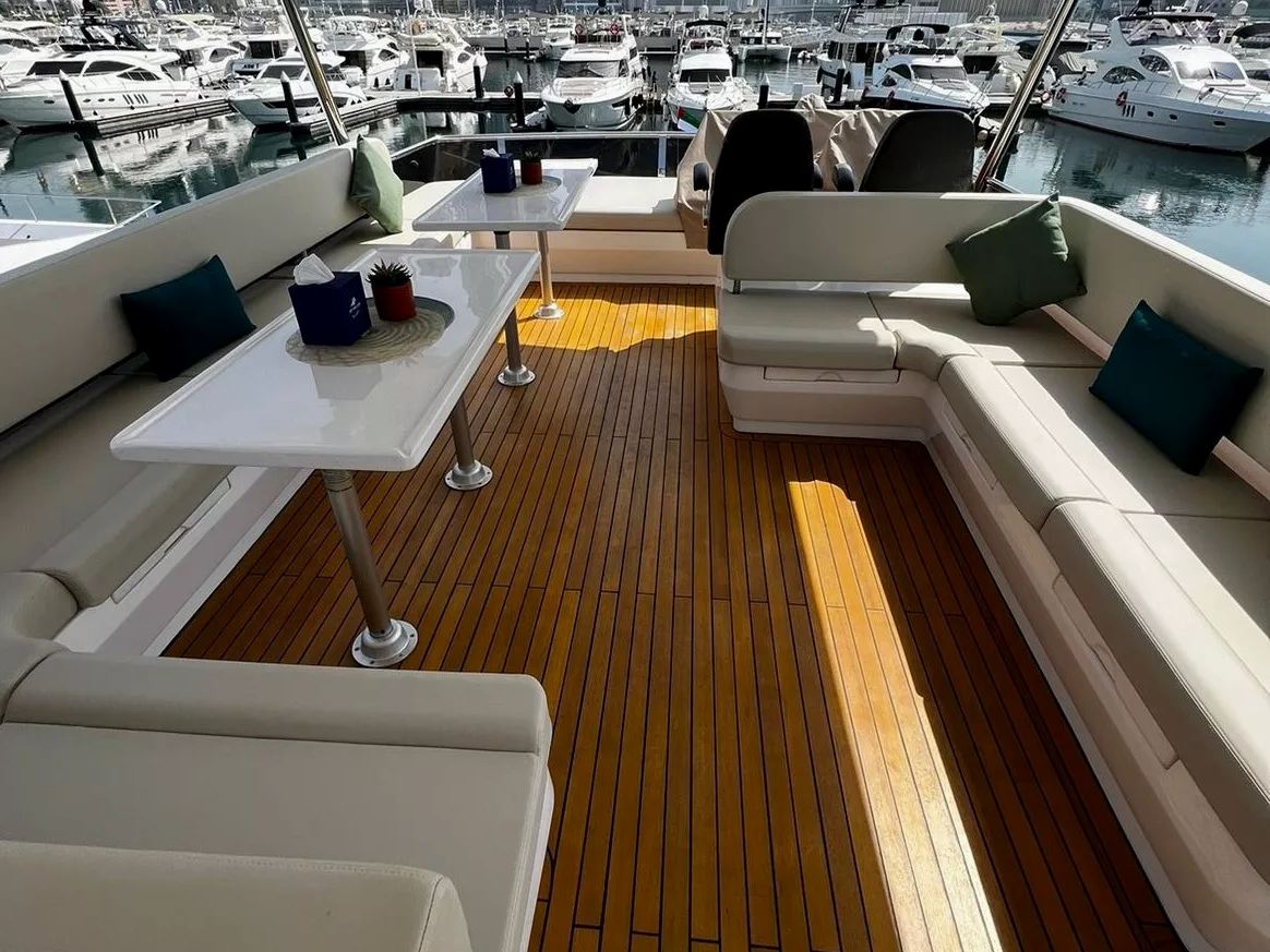 Sky Walker Aura yacht, image 6