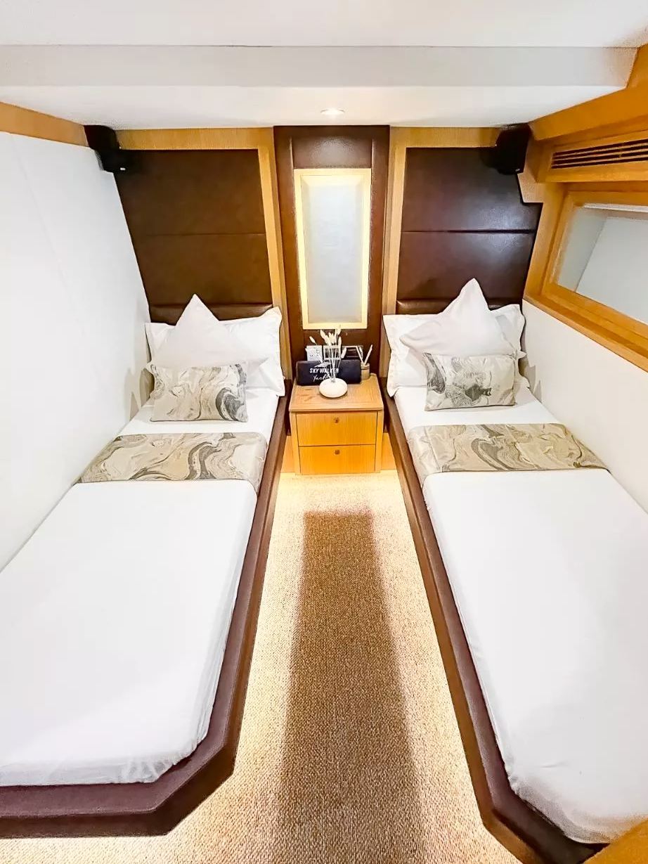 Sky Walker Astra yacht, image 12